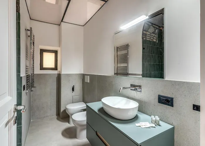 Spacious Close Vatican Apartment Rom