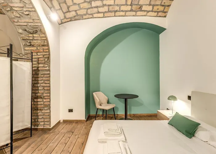 Apartment Spacious Close Vatican